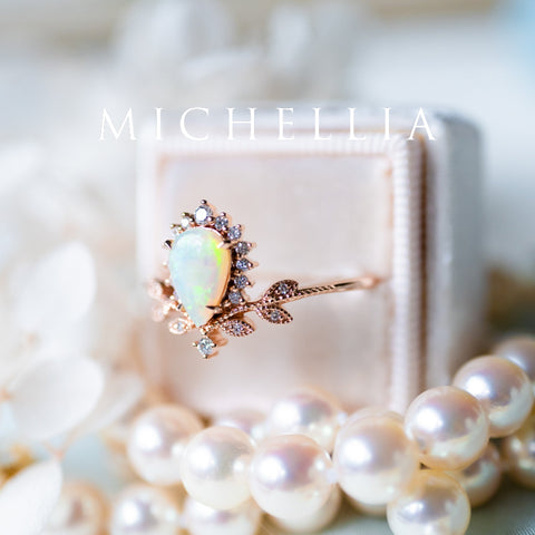 [Isadora] Woodland Fairy Pear Engagement Ring in Diamond / Moissanite Women's Ring michelliafinejewelry   