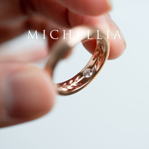 [Silvanus] Unisex Hidden Gemstone Laurel Leaf Wedding Band in Diamond Men's Band Michellia Fine Jewelry   