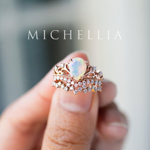 [Francesca] Heirloom Crown Pear Engagement Engagement Ring in Opal