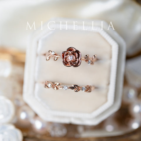 [Briar] The Petite Parisian Garden Vine Wedding Band in Natural Diamond