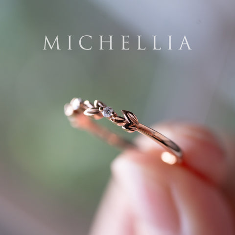 [Briar] The Petite Parisian Garden Vine Wedding Band in Natural Diamond