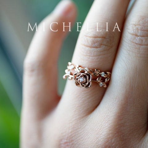 [Briar] The Petite Parisian Garden Vine Wedding Band in Natural Diamond