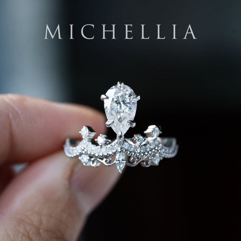 [Antoinette] Vintage Chandelier Engagement Ring in Diamond / Moissanite