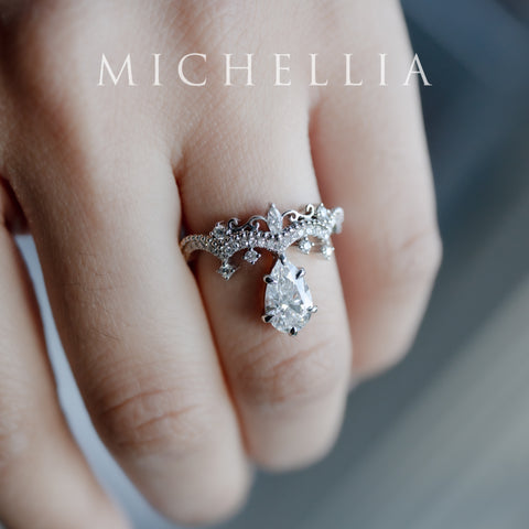 [Antoinette] Vintage Chandelier Engagement Ring in Diamond / Moissanite