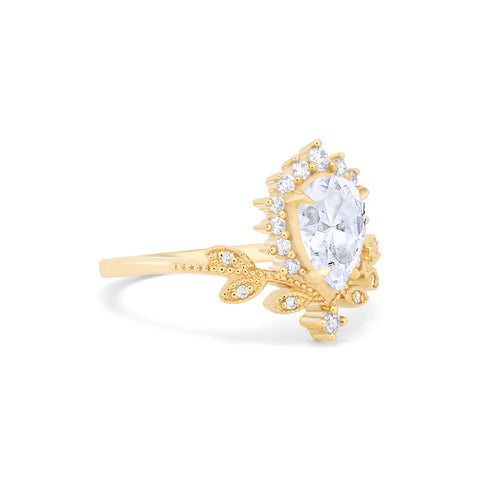 [Isadora] Woodland Fairy Pear Engagement Ring in Diamond / Moissanite Women's Ring michelliafinejewelry   