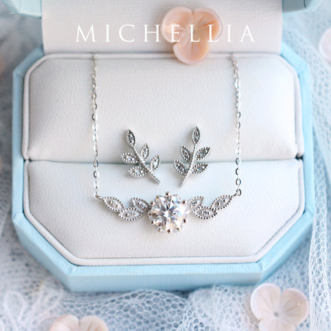 [Dahlia] Floral Leaf Necklace in Aquamarine Necklace michelliafinejewelry   