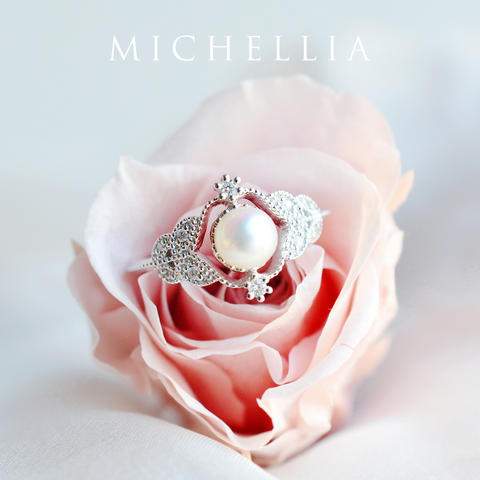 [Adeline] Vintage Rose Ring in Akoya Pearl Women's Ring michelliafinejewelry   