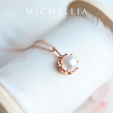 [Eden] Floral Solitaire Necklace in Akoya Pearl Necklace michelliafinejewelry   