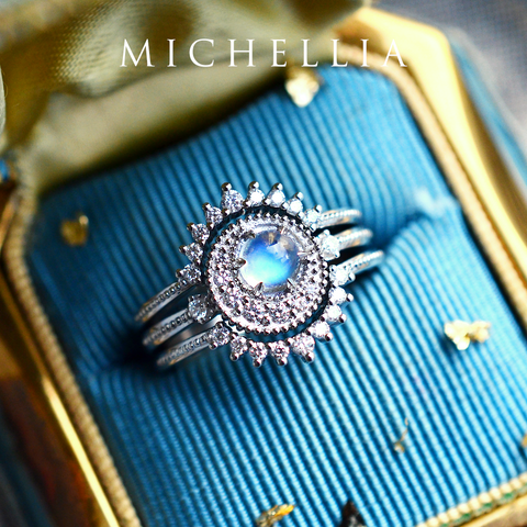 [Luna] Crescent Moon Ring in Moonstone Women's Ring michelliafinejewelry   