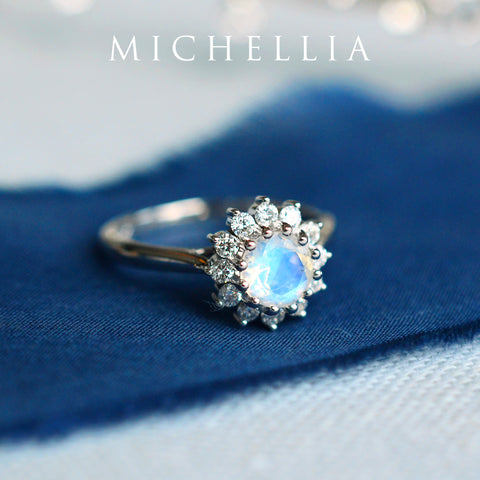 [Rosalie] Vintage Bloom Ring in Moonstone Women's Ring michelliafinejewelry   