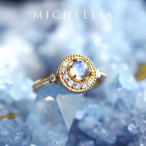 [Luna] Crescent Moon Ring in Akoya Pearl Women's Ring michelliafinejewelry   