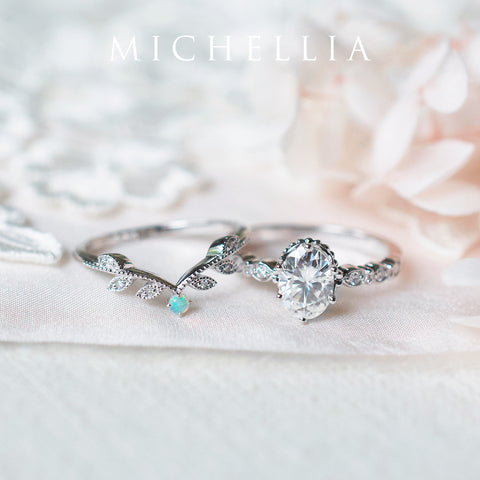 [Evelina] Vintage Classic Crown Oval Engagement Ring in Diamond / Moissanite Women's Ring michelliafinejewelry   