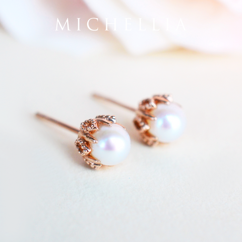 [Eden] Petite Floral Earrings in Akoya Pearl Earrings michelliafinejewelry   