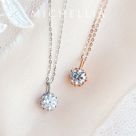 [Eden] Floral Solitaire Necklace in Diamond / Moissanite Necklace michelliafinejewelry