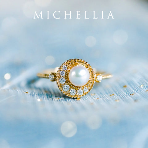 [Luna] Crescent Moon Ring in Akoya Pearl Women's Ring michelliafinejewelry   