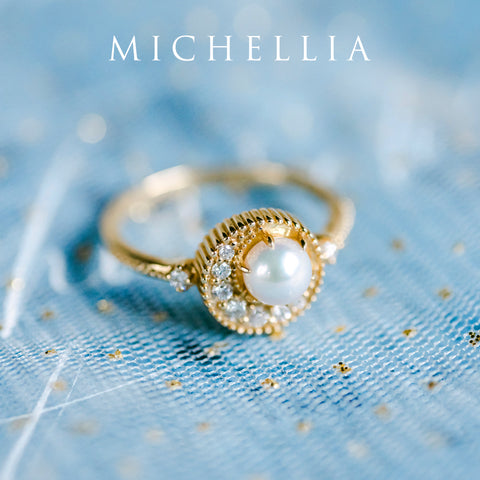 [Luna] Crescent Moon Ring in Akoya Pearl Women's Ring michelliafinejewelry   