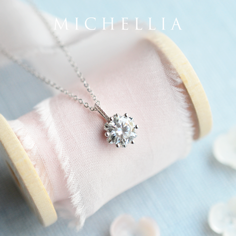 [Eden] Floral Solitaire Necklace in Diamond / Moissanite Necklace michelliafinejewelry