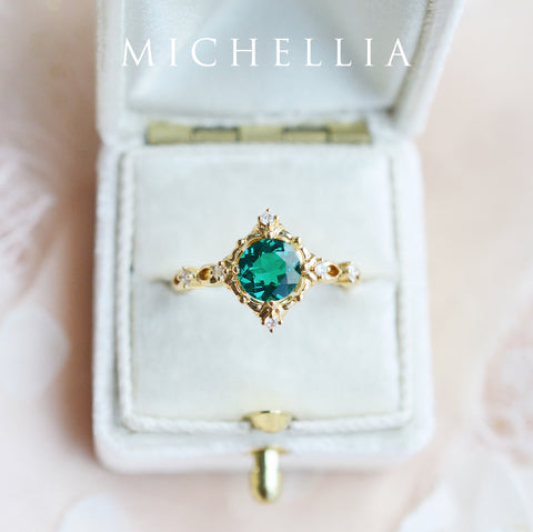 [Annalise] Victorian Heirloom Engagement Ring in Lab Emerald Women's Ring michelliafinejewelry