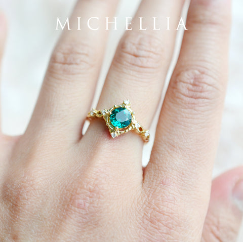 [Annalise] Victorian Heirloom Engagement Ring in Lab Emerald Women's Ring michelliafinejewelry
