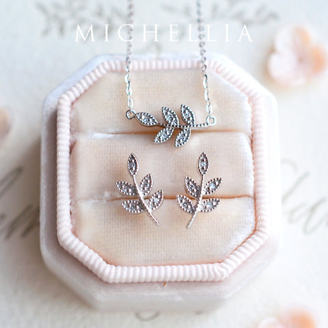 [Viridis] Petite Leaf Necklace Necklace michelliafinejewelry   