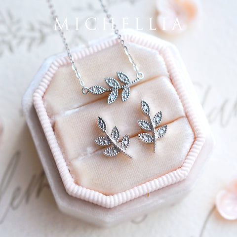 [Viridis] Petite Leaf Earrings Earrings michelliafinejewelry   