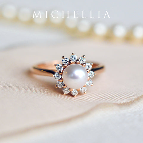 [Rosalie] Vintage Bloom Earrings in Akoya Pearl Earrings michelliafinejewelry   