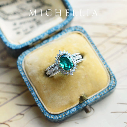 [Evelina] Vintage Classic Crown Oval Engagement Ring in Emerald Women's Ring michelliafinejewelry