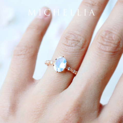 [Evelina] Vintage Classic Crown Oval Engagement Ring in Moonstone Women's Ring michelliafinejewelry