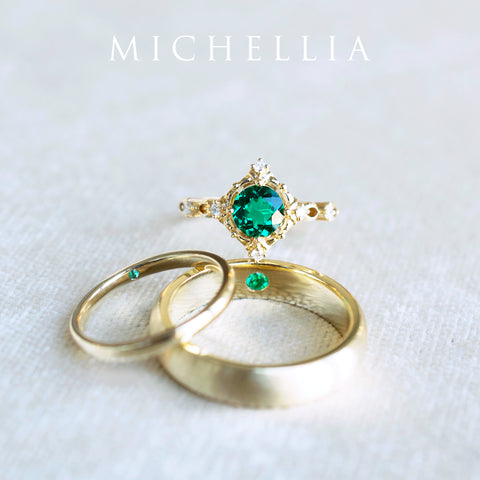 [Noah] Men's Classic Comfort Fit Band with Hidden Emerald, 5mm Men's Band Michellia Fine Jewelry   