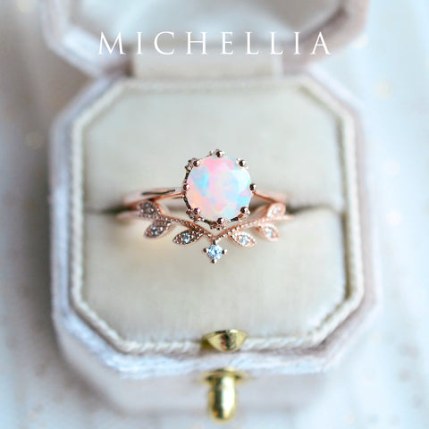 [Cassandra] Vintage Crown Solitaire Ring in Moonstone Women's Ring michelliafinejewelry   