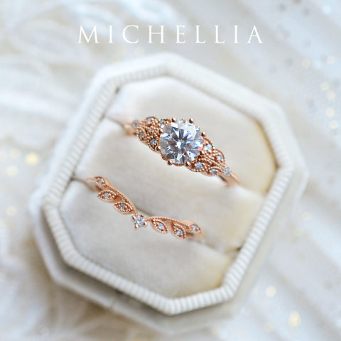 [Kerensa] Classic Floral Engagement Ring in Lab Emerald Women's Ring michelliafinejewelry