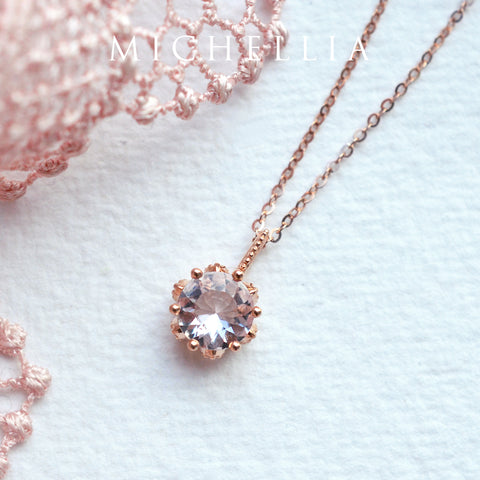[Eden] Floral Solitaire Necklace in Morganite Necklace michelliafinejewelry   