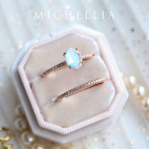 [Elaine] Modern Classic Oval Solitaire Ring in Moonstone Women's Ring michelliafinejewelry   