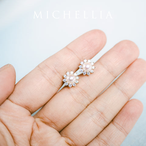 [Rosalie] Vintage Bloom Earrings in Akoya Pearl Earrings michelliafinejewelry   