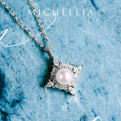 [Astrid] Art Deco Petite Necklace in Akoya Pearl Necklace michelliafinejewelry   