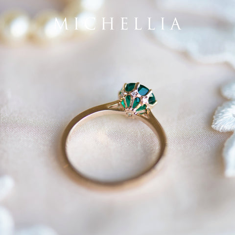 [Victoria] Classic Crown Solitaire Ring in Lab Emerald Women's Ring michelliafinejewelry   