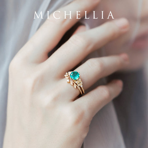 [Kerensa] Classic Floral Engagement Ring in Lab Emerald Women's Ring michelliafinejewelry