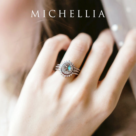 [Luna] Crescent Moon Ring in Labradorite Women's Ring michelliafinejewelry   
