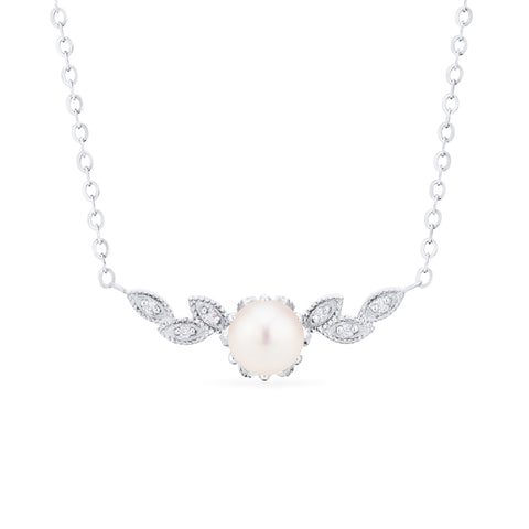 [Dahlia] Floral Leaf Necklace in Akoya Pearl Necklace michelliafinejewelry   