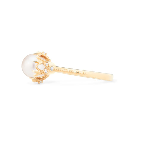 [Evanthe] Vintage Floral Engagement Ring in Akoya Pearl Women's Ring michelliafinejewelry   