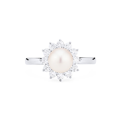 [Rosalie] Vintage Bloom Ring in Akoya Pearl Women's Ring michelliafinejewelry