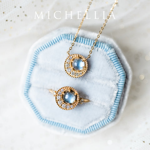 [Luna] Crescent Moon Necklace in Labradorite Necklace michelliafinejewelry   